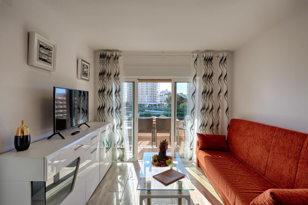 Sonrisa Apartments Benidorm Luaran gambar